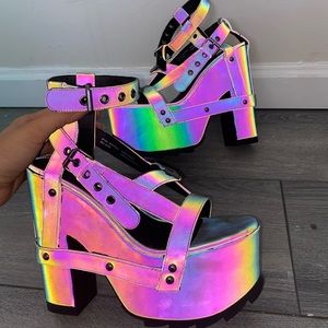 YRU Nightcall (Reflective) Size 9 NEVER WORN